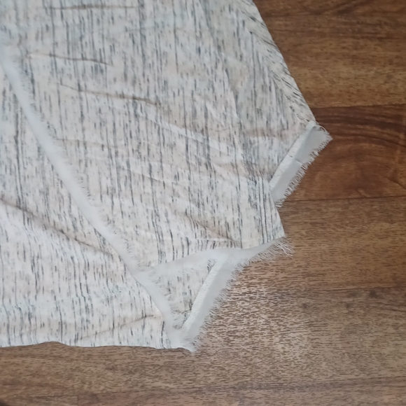 Doe & Rae long sleeve shirt size small - Picture 3 of 9